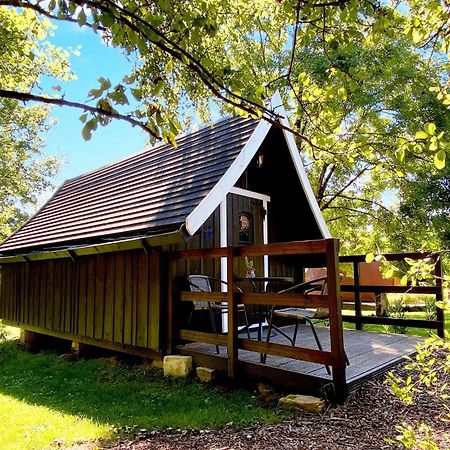 Little Wood Lodges Insolites Bailly-aux-Forges 外观 照片