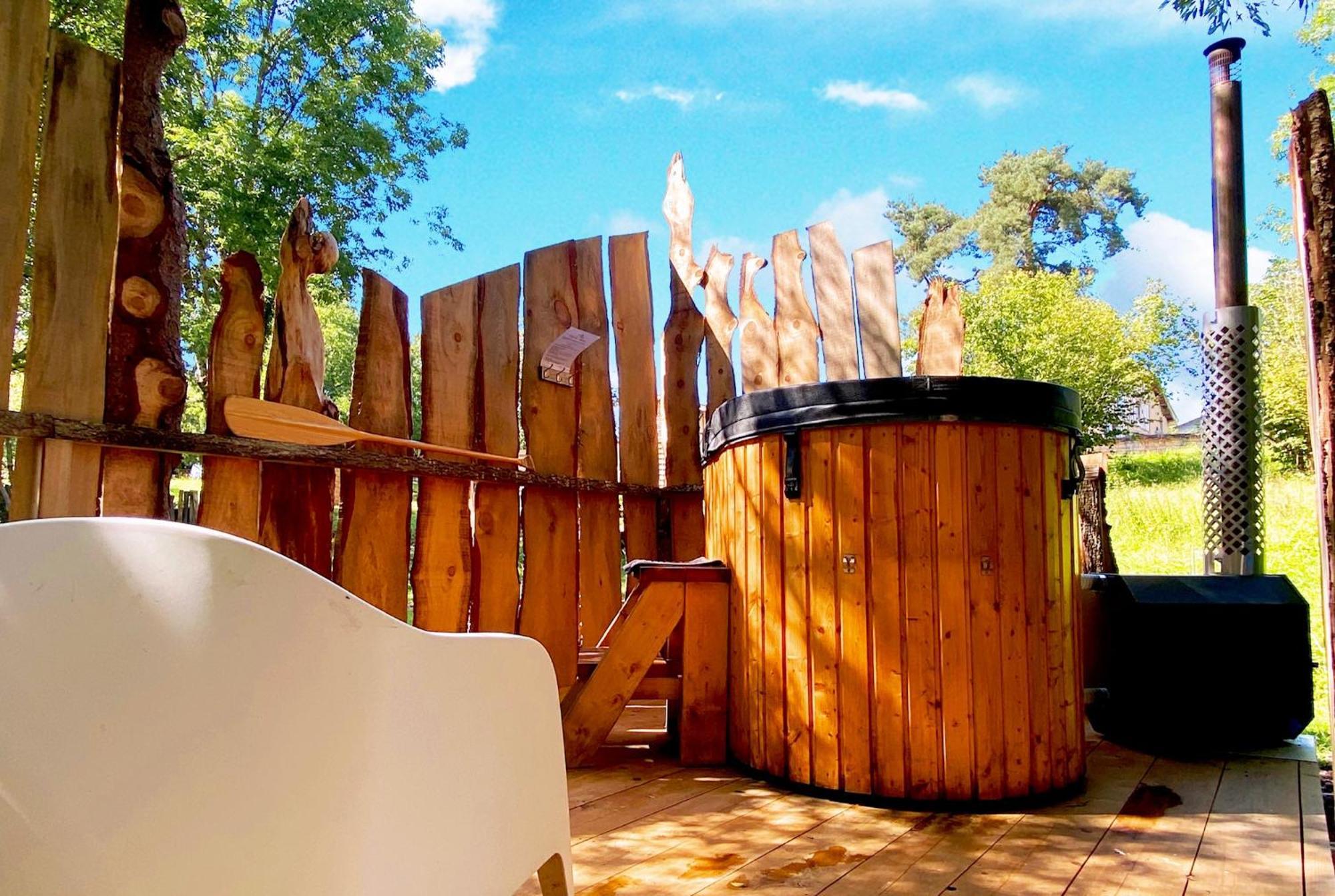 Little Wood Lodges Insolites Bailly-aux-Forges 外观 照片