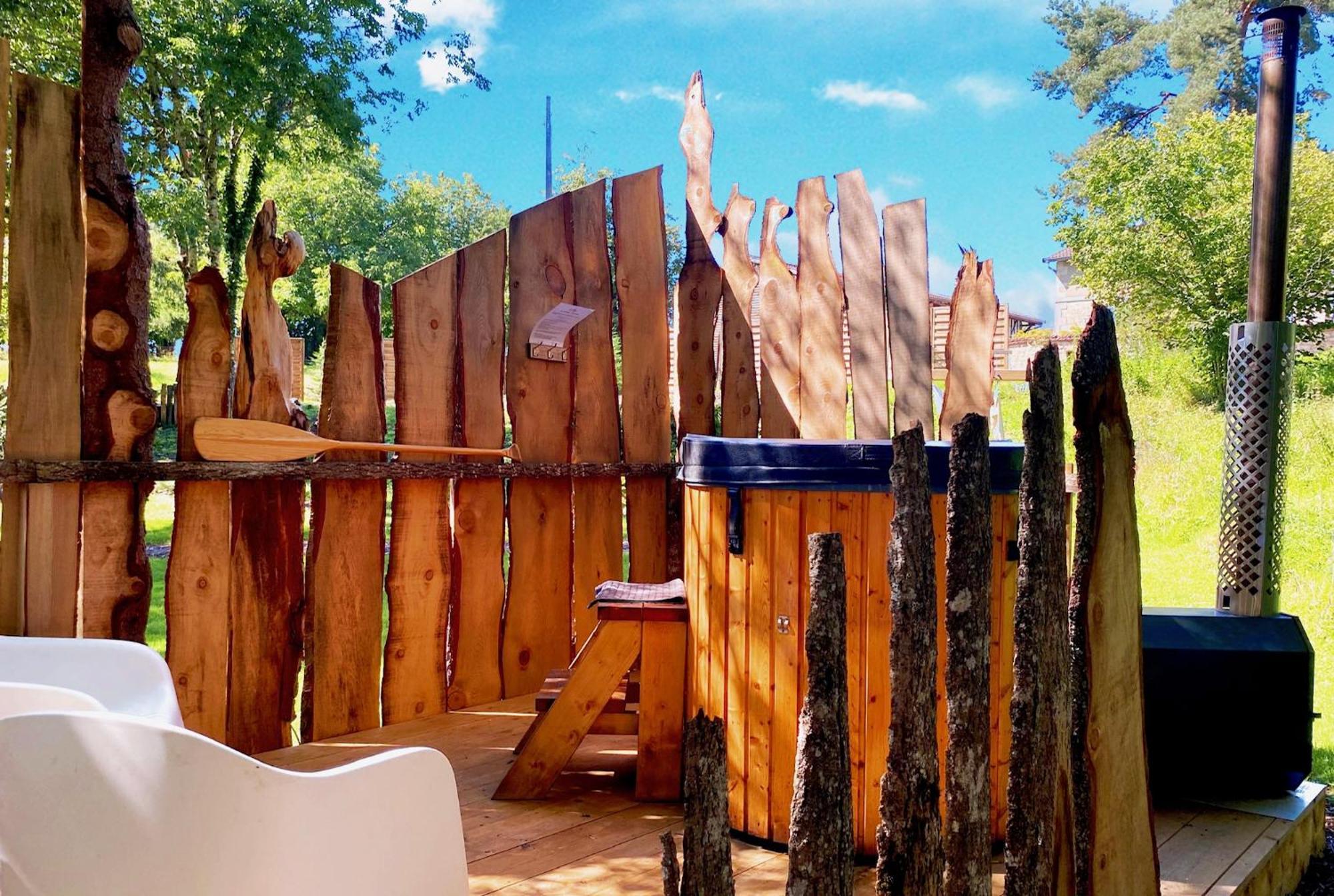Little Wood Lodges Insolites Bailly-aux-Forges 外观 照片